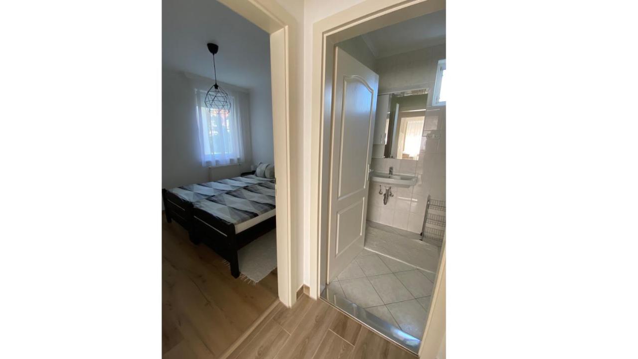 Andrea Apartmanok 2 Hajdúszoboszló Dış mekan fotoğraf